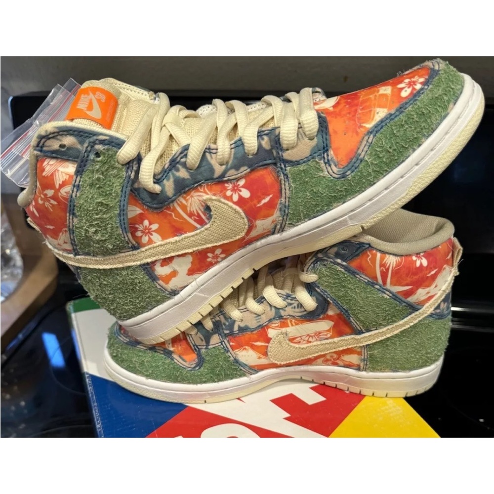 Nike Dunk Hawaii Maui Wowie View 6
